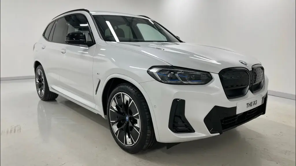 Renta x Día: BMW iX3 M Sport